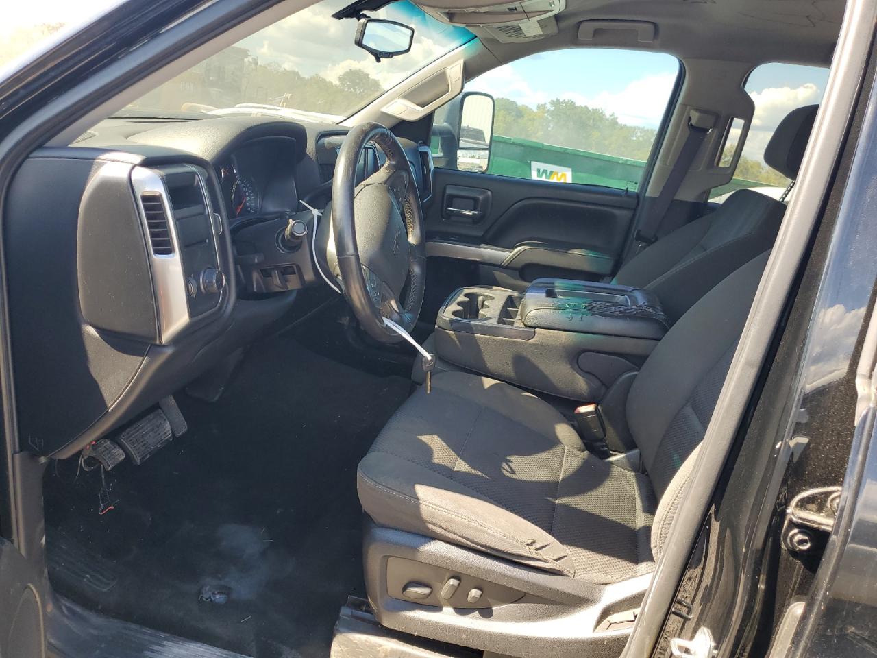 2017 CHEVROLET SILVERADO C1500 LT photo 19