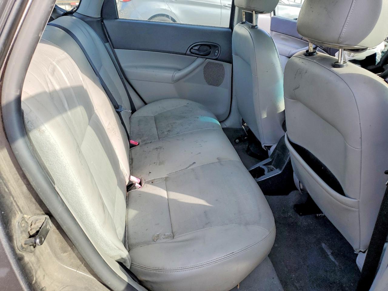 2007 FORD FOCUS ZX4 photo 19