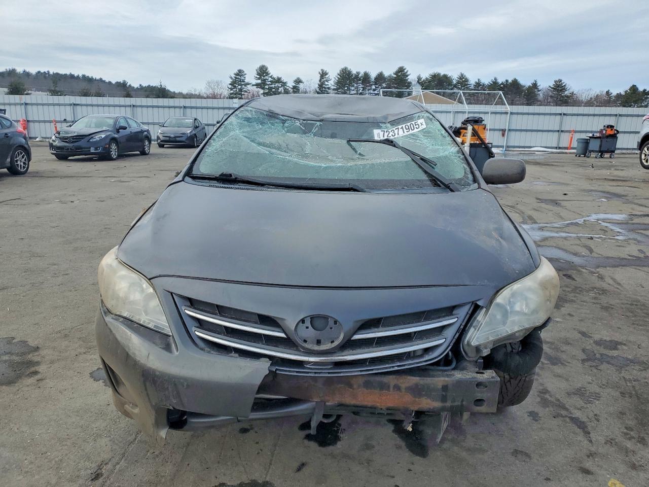 2013 TOYOTA COROLLA BASE photo 9