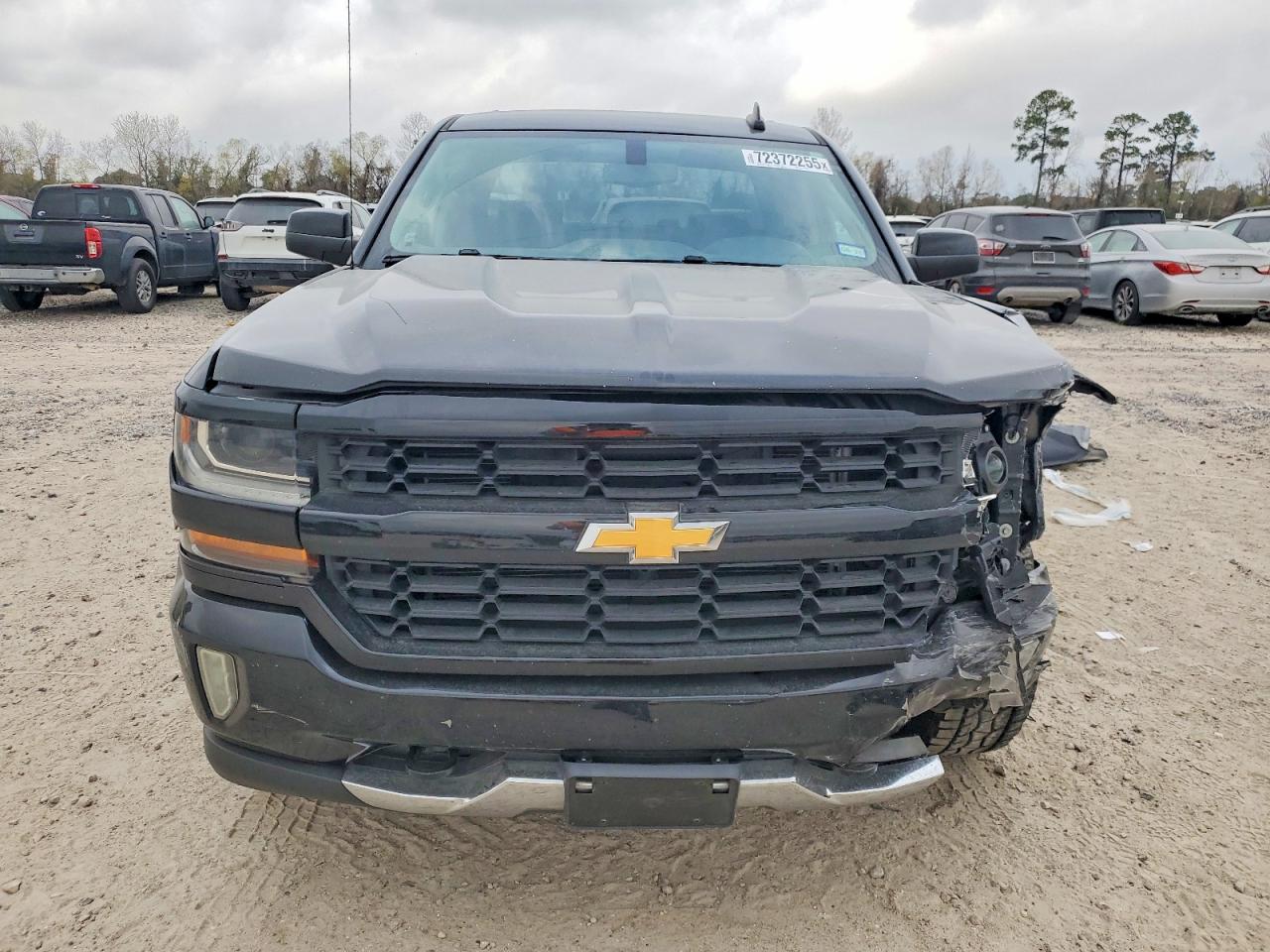 2017 CHEVROLET SILVERADO K1500 LT photo 9