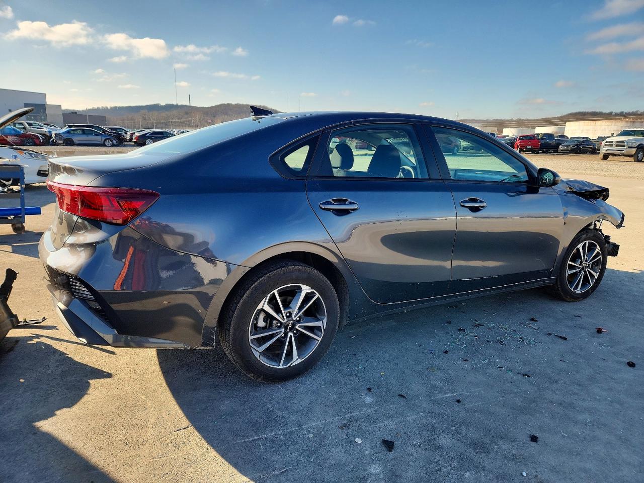 2024 KIA FORTE LX photo 7