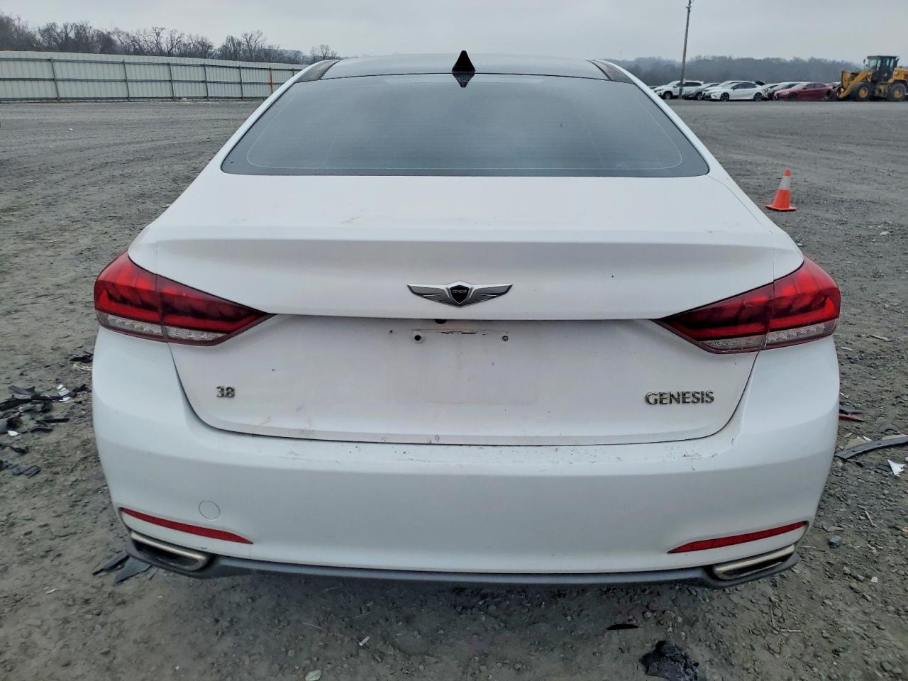 2015 HYUNDAI GENESIS 3.8L photo 11