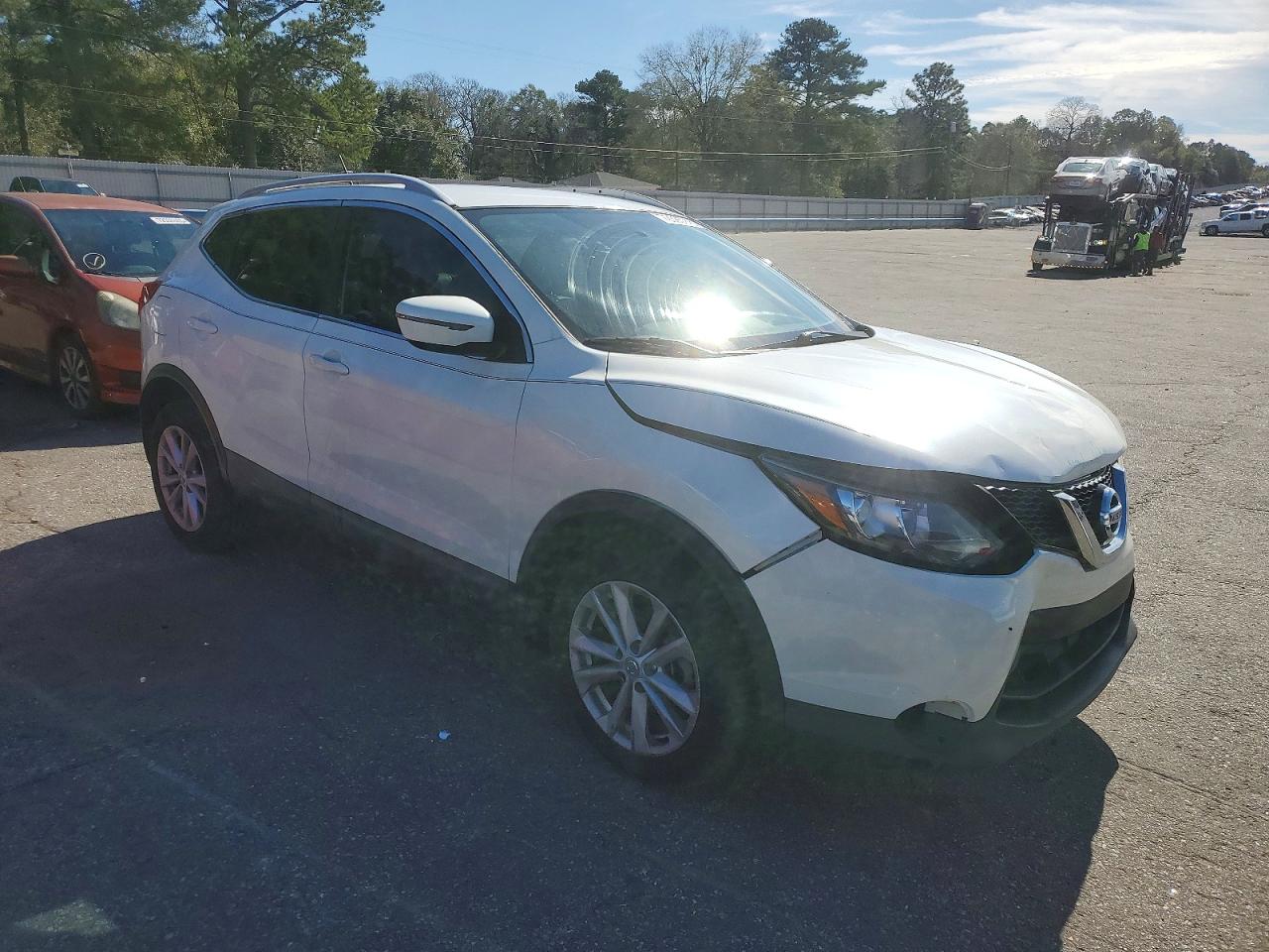 2018 NISSAN ROGUE SPORT S photo 4