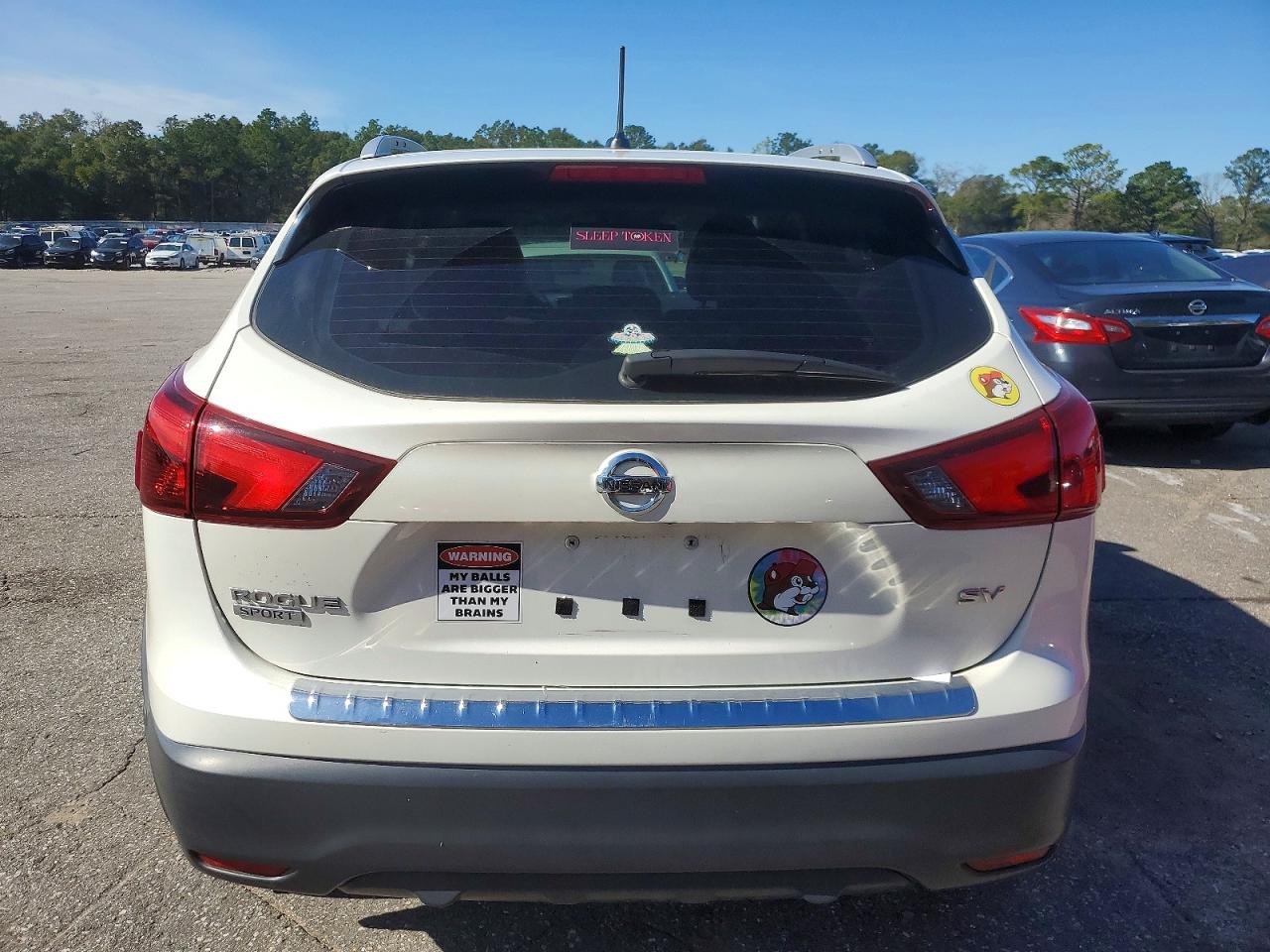 2018 NISSAN ROGUE SPORT S photo 6