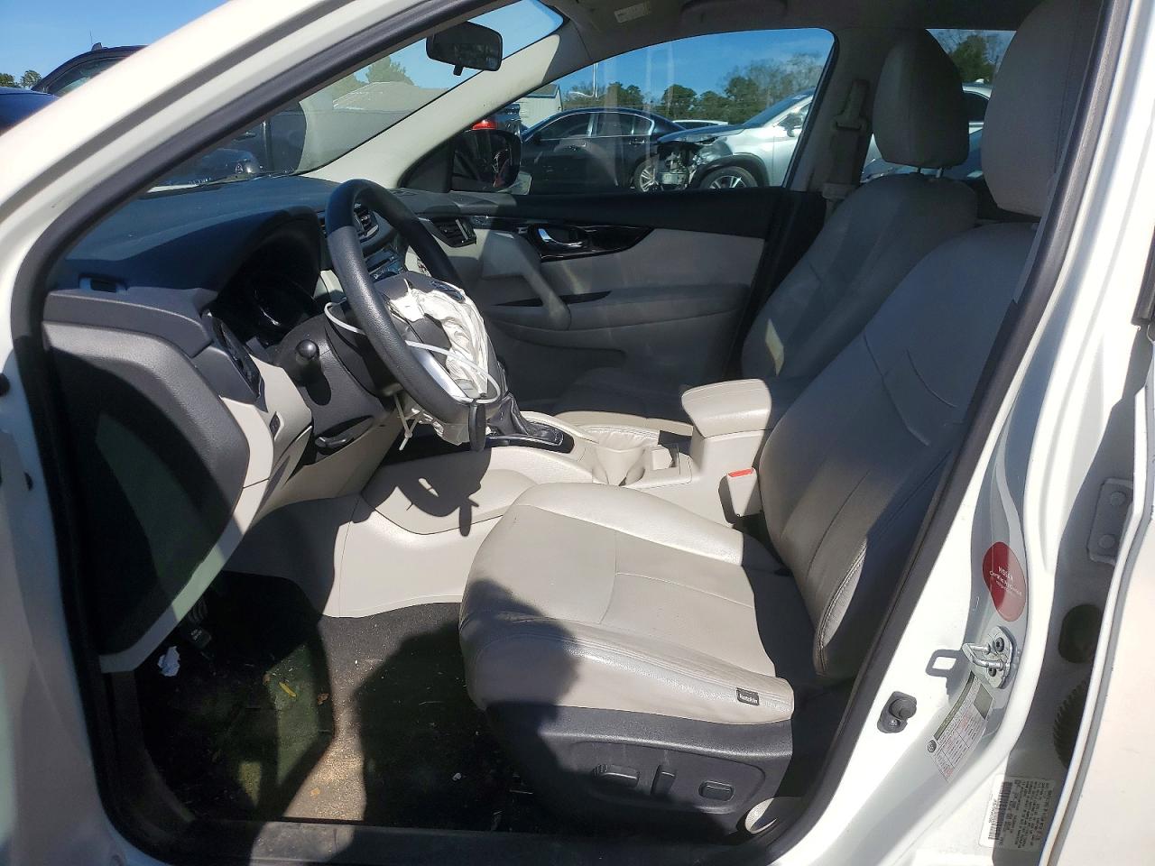 2018 NISSAN ROGUE SPORT S photo 7