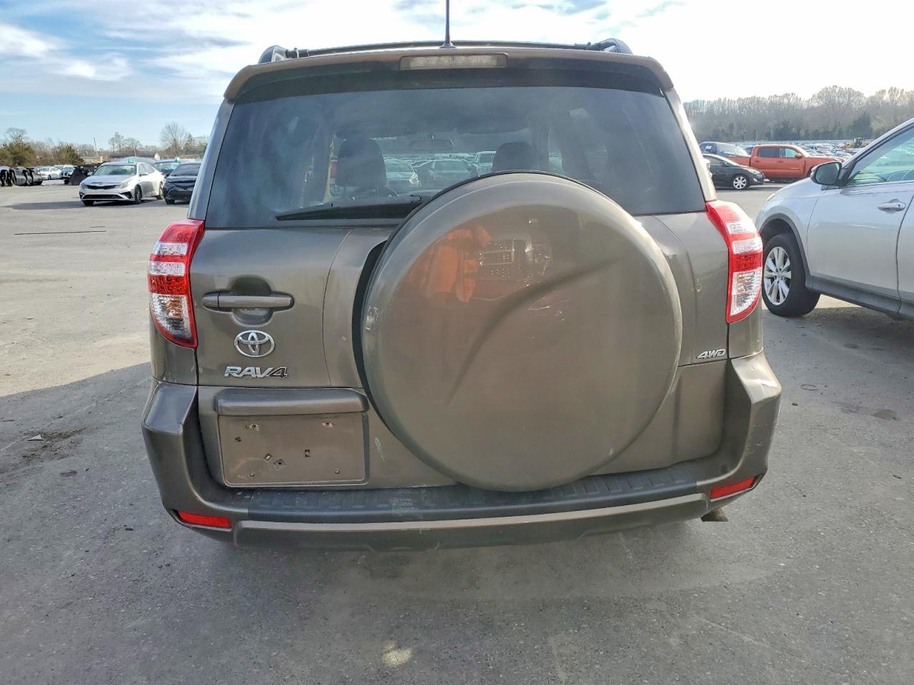 2012 TOYOTA RAV4 BASE photo 11