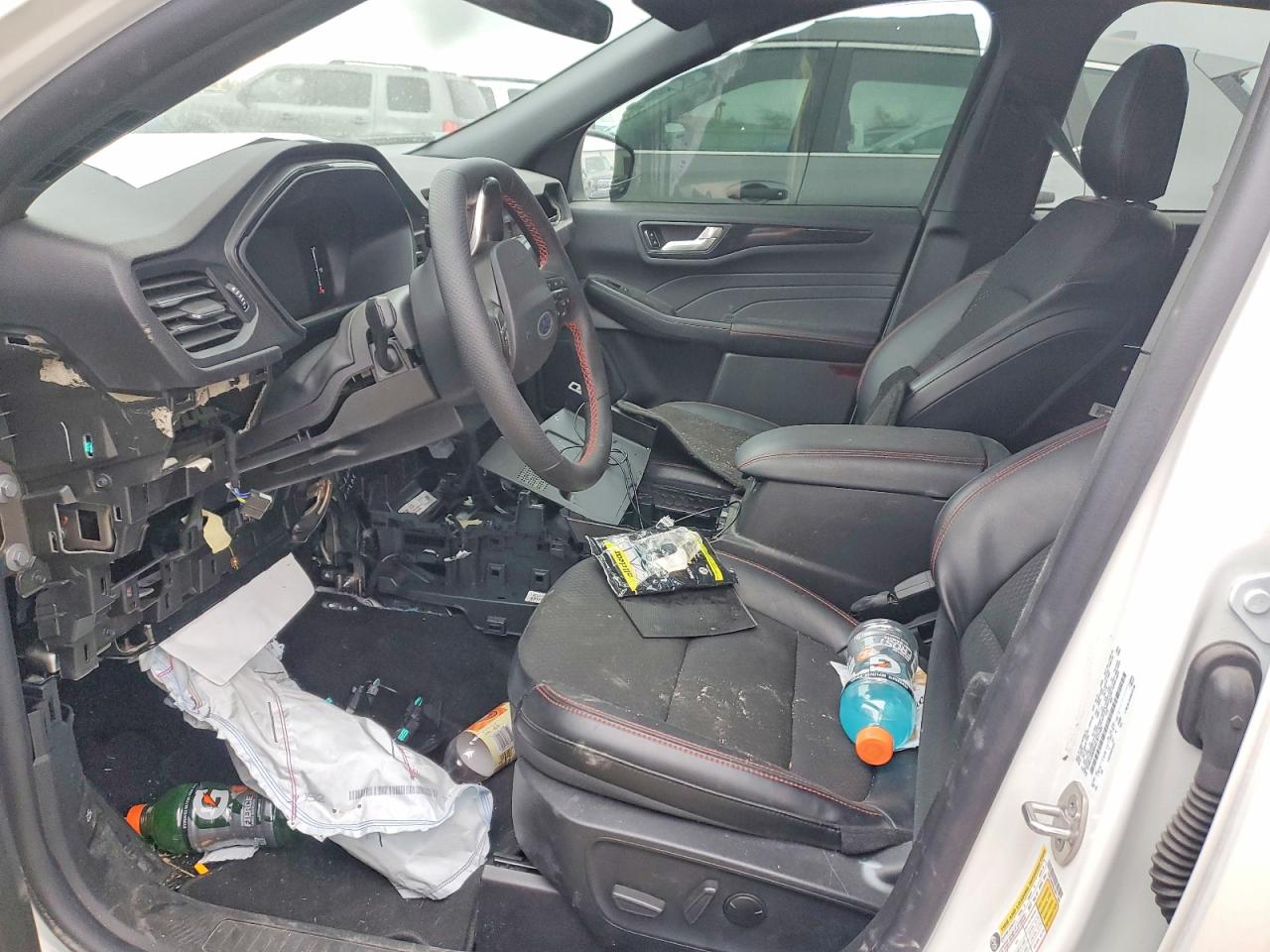 2025 FORD ESCAPE ST LINE photo 19
