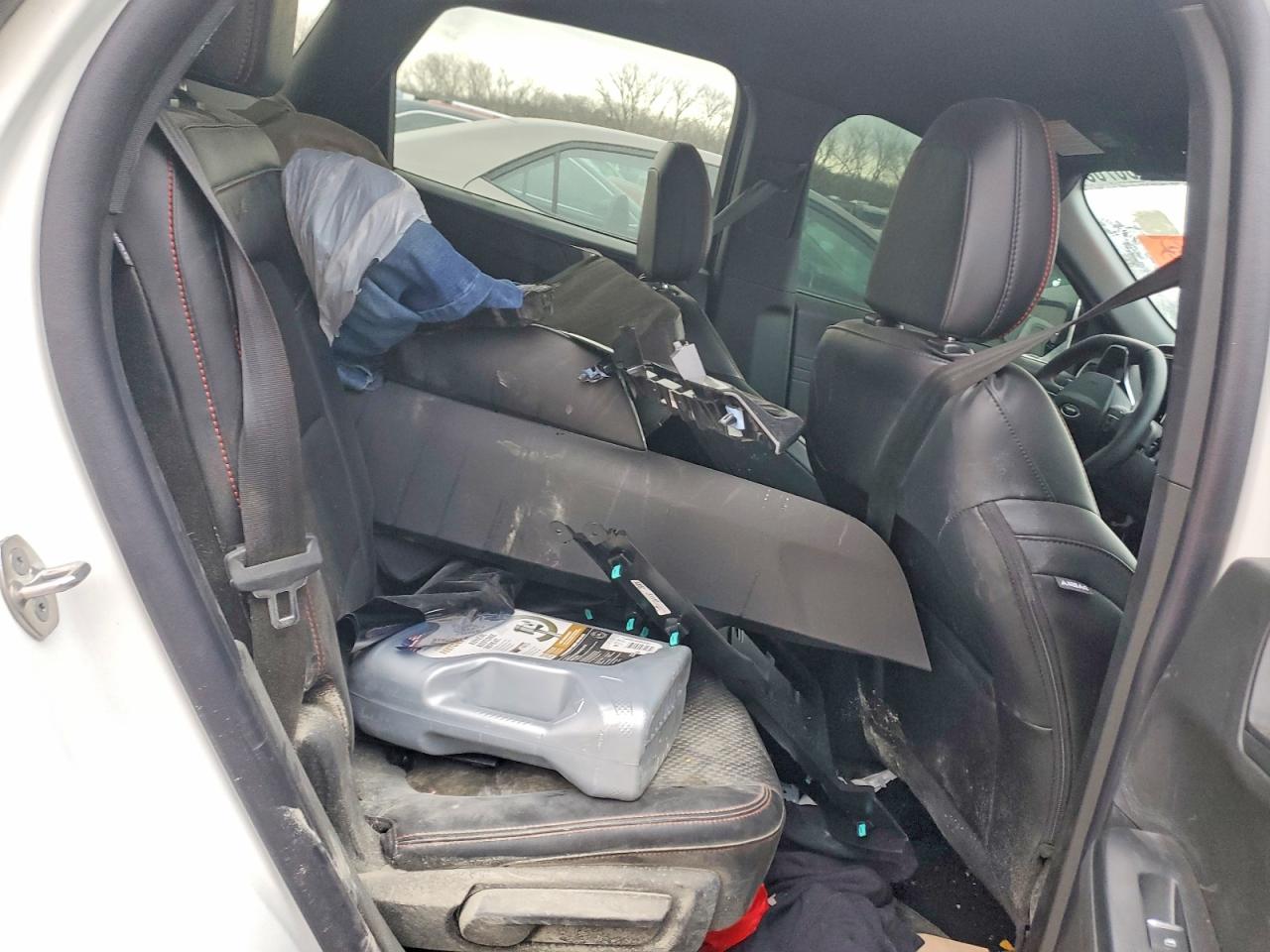 2025 FORD ESCAPE ST LINE photo 31