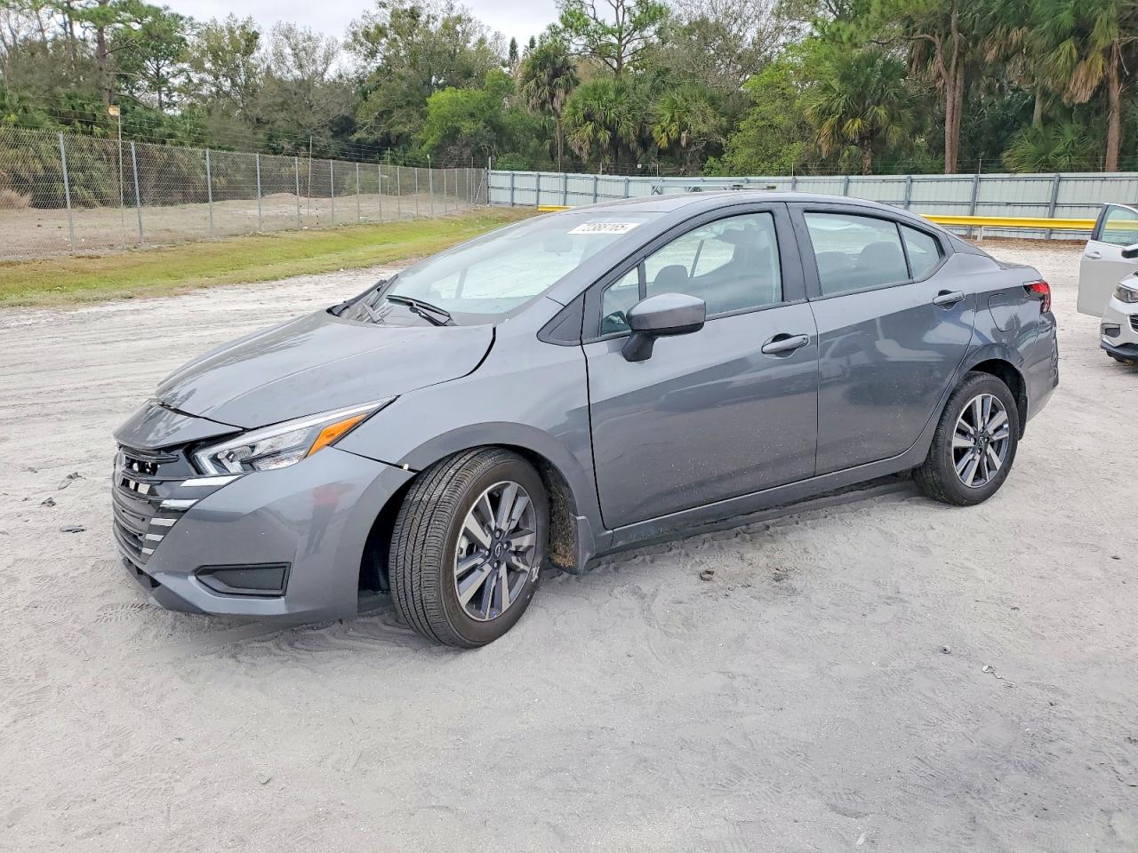 2025 NISSAN VERSA