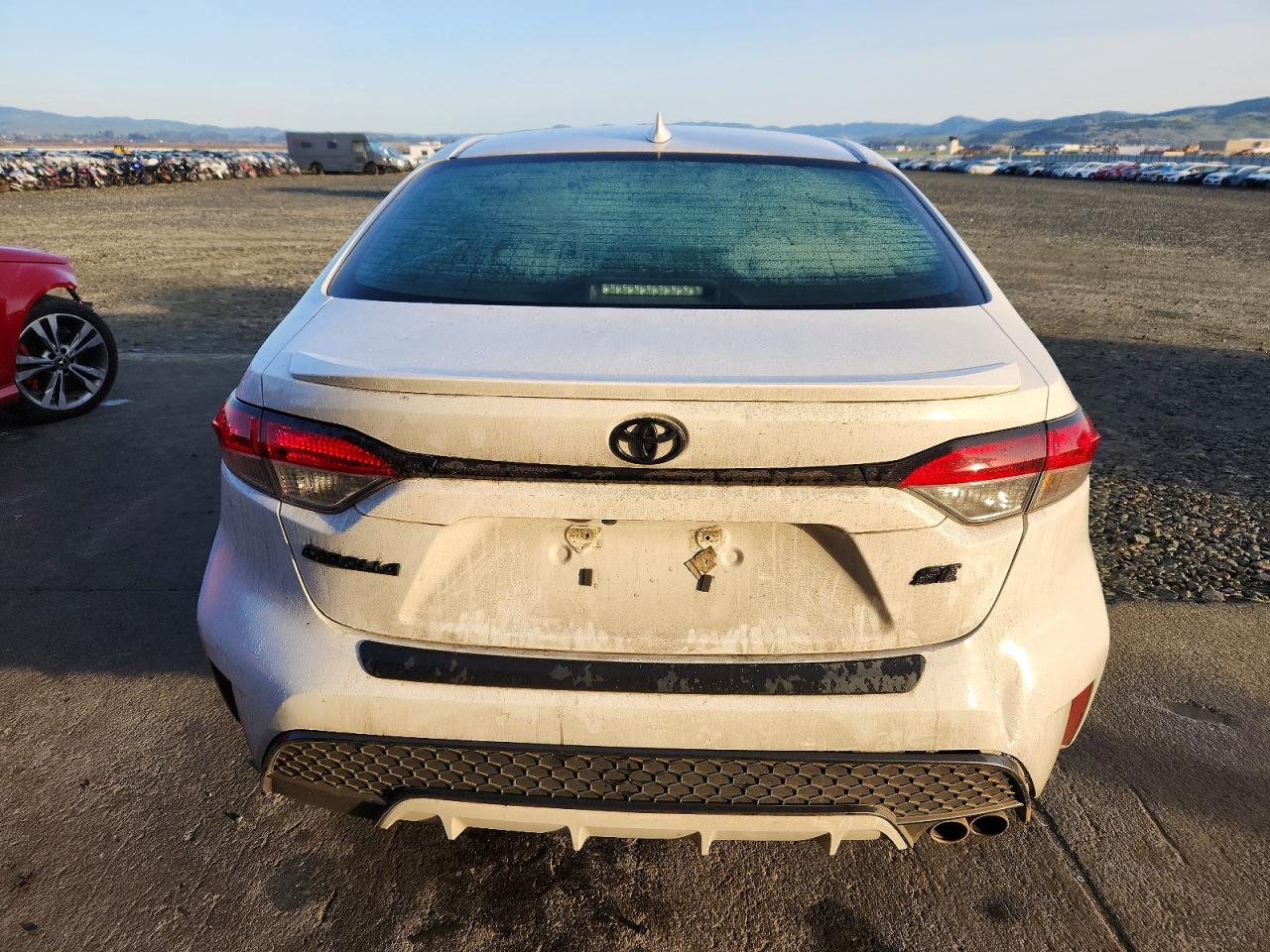 2020 TOYOTA COROLLA SE photo 11