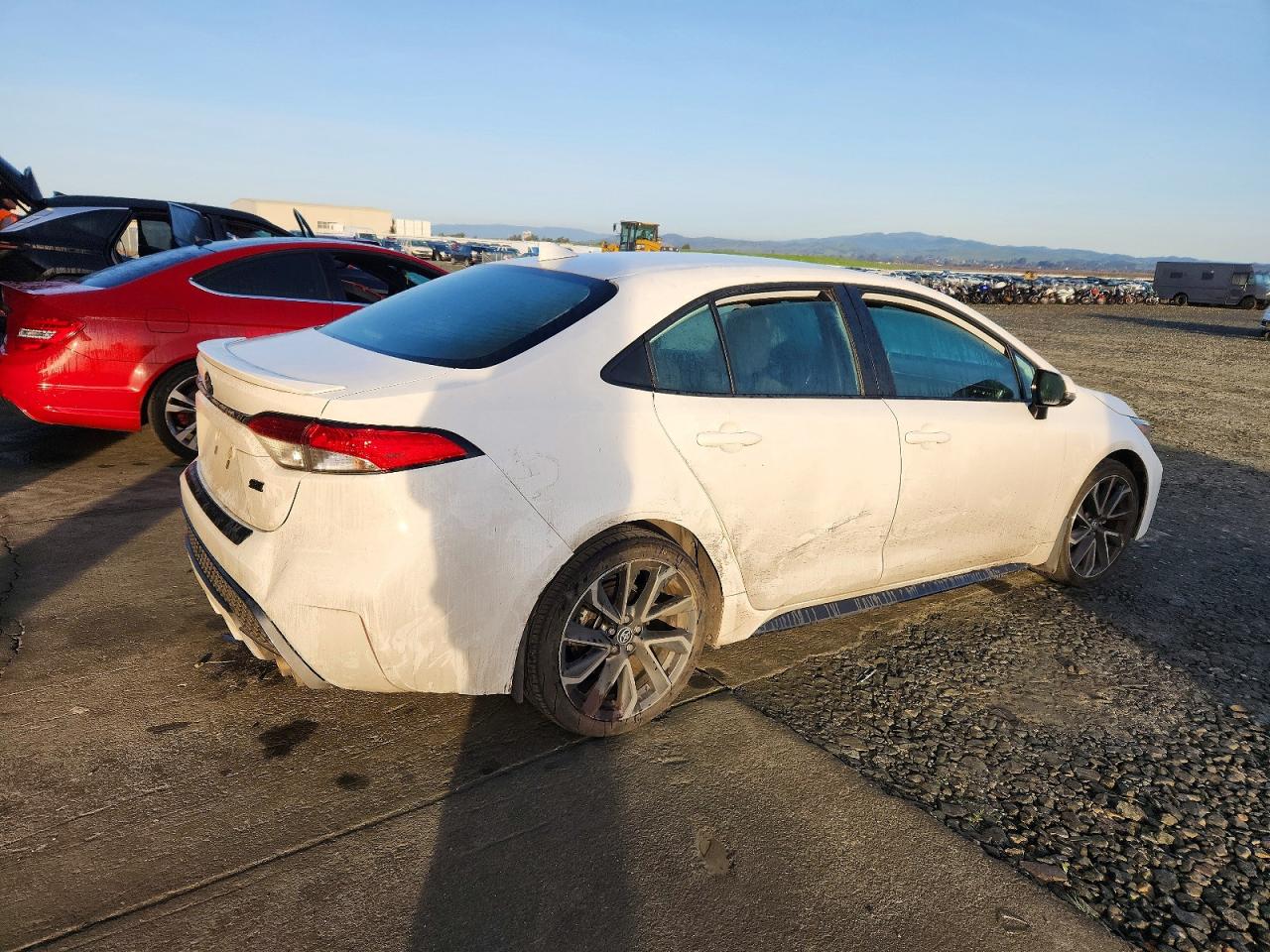2020 TOYOTA COROLLA SE photo 5