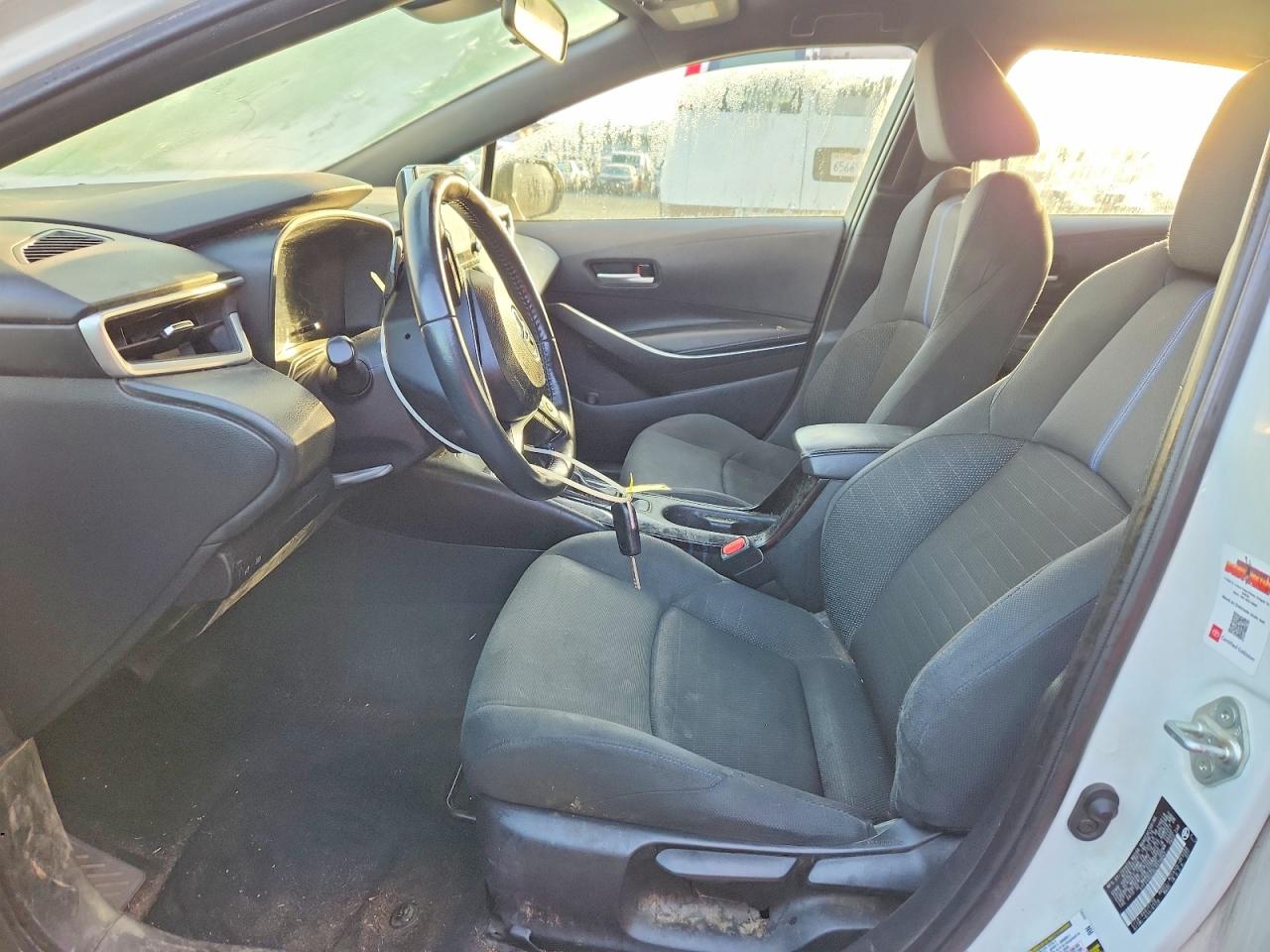 2020 TOYOTA COROLLA SE photo 13