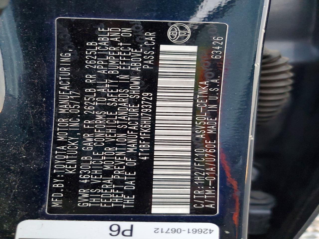 2017 TOYOTA CAMRY LE photo 25