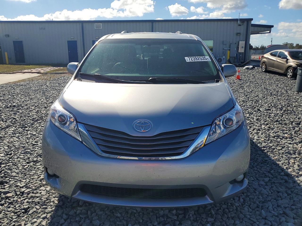 2016 TOYOTA SIENNA XLE 8-PASSENGER photo 5