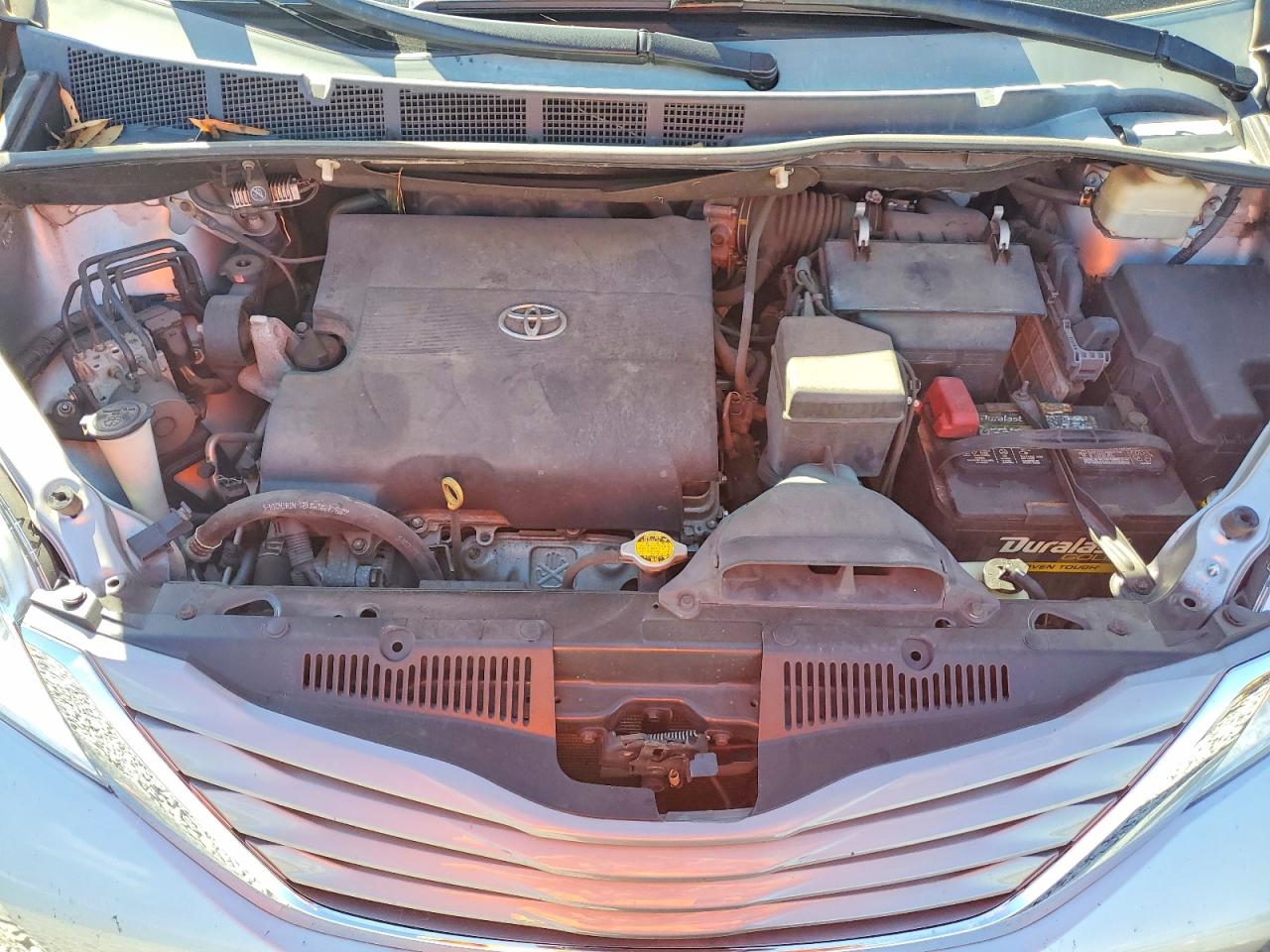 2016 TOYOTA SIENNA XLE 8-PASSENGER photo 12