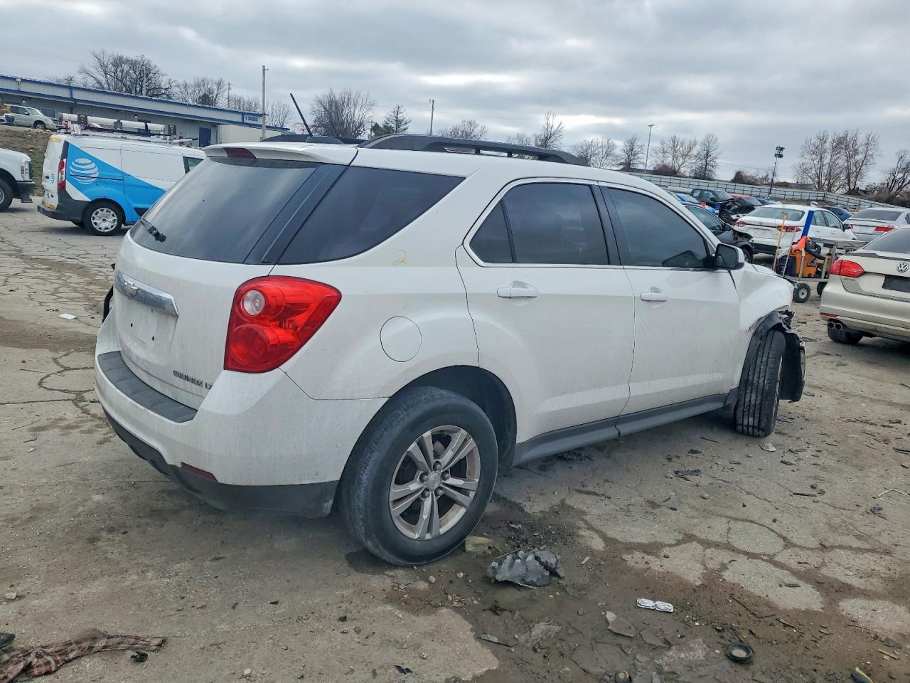 2015 CHEVROLET EQUINOX LT photo 3