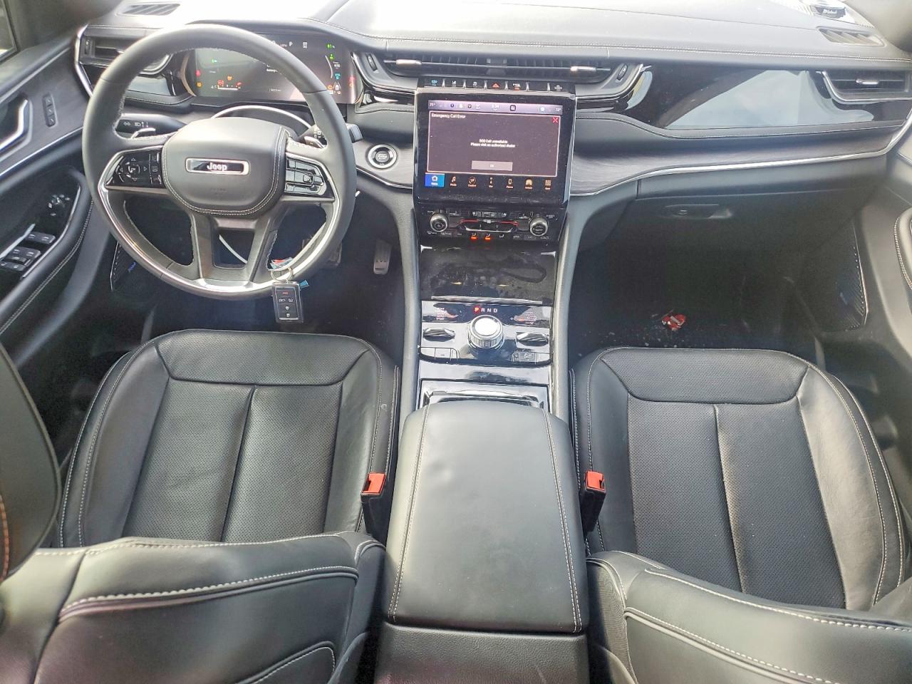 2023 JEEP GRAND CHEROKEE OVERLAND 4XE photo 8