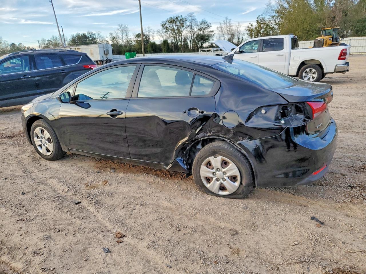 2017 KIA FORTE LX photo 2