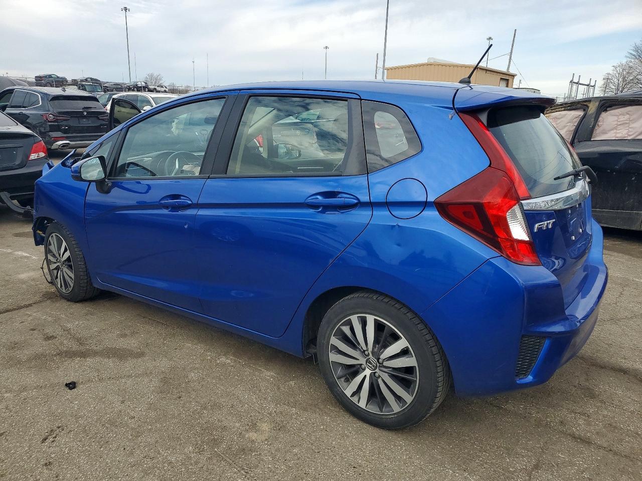2017 HONDA FIT EX photo 2