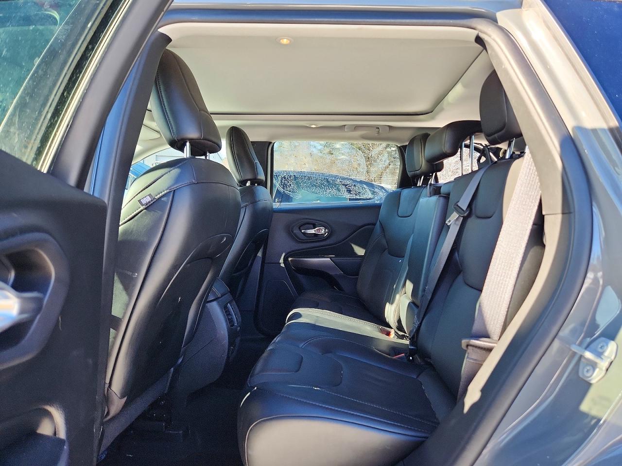 2022 JEEP CHEROKEE LIMITED photo 19