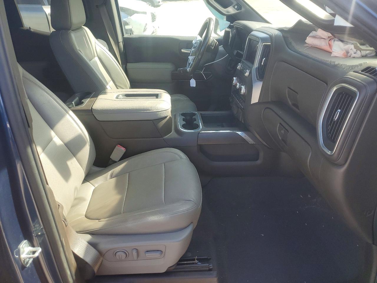 2019 GMC SIERRA K1500 SLT photo 13