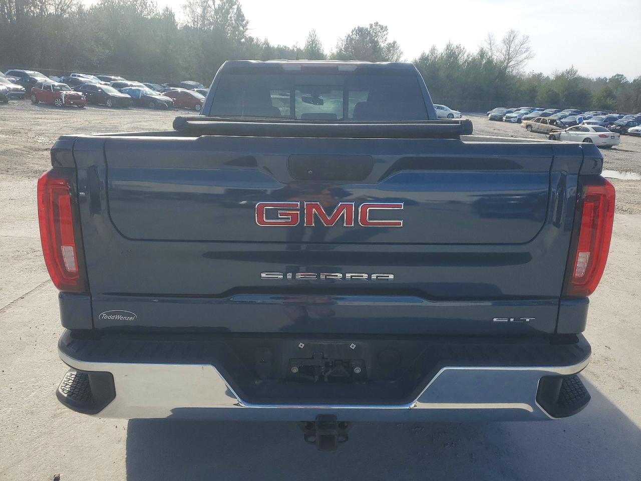 2019 GMC SIERRA K1500 SLT photo 11