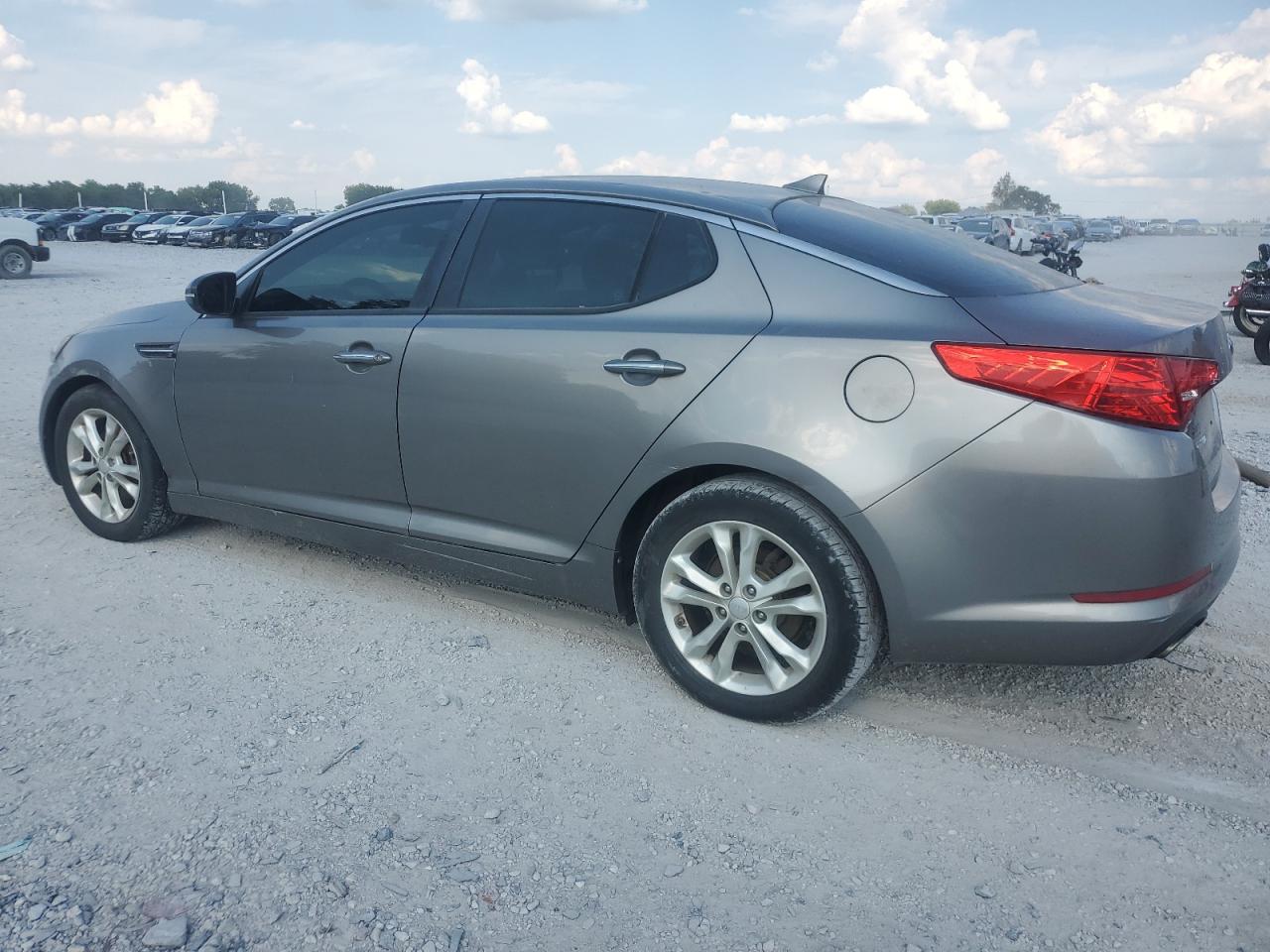 2013 KIA OPTIMA LX photo 3