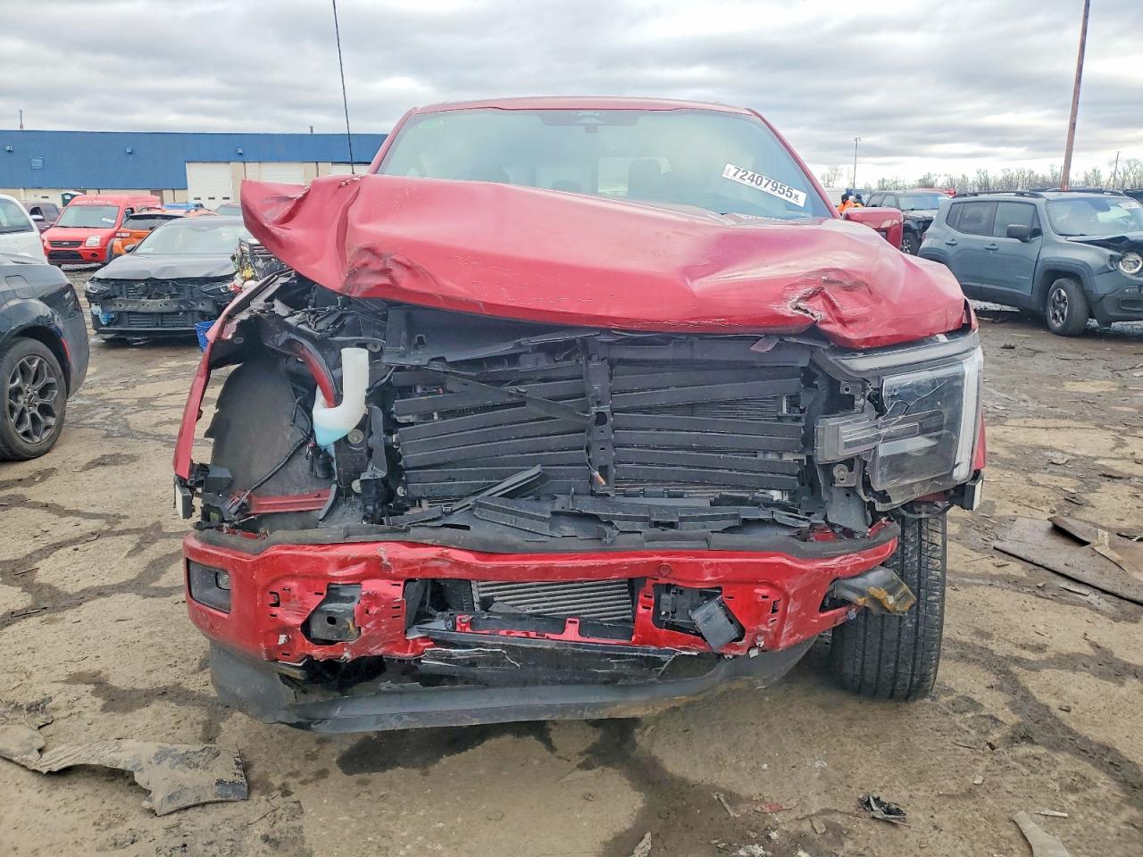 2025 FORD F150 LARIAT photo 9