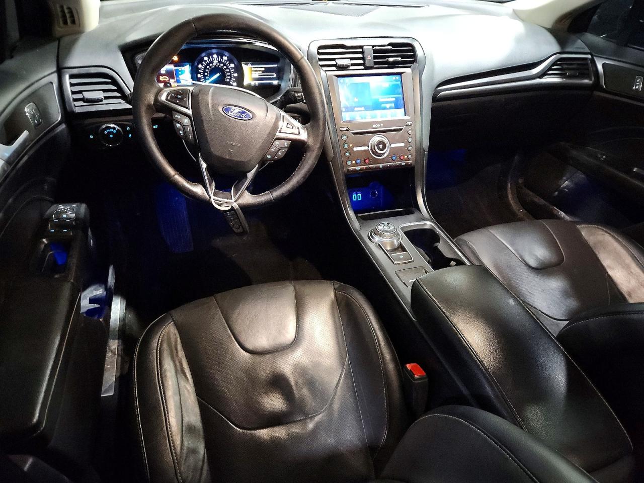 2020 FORD FUSION TITANIUM photo 8