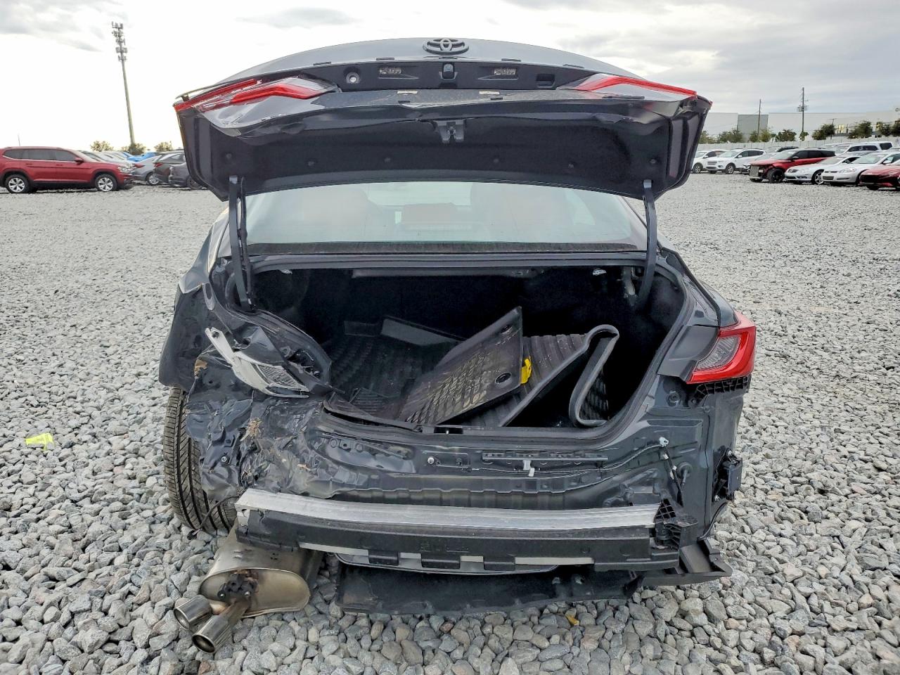 2026 TOYOTA CAMRY XSE photo 6