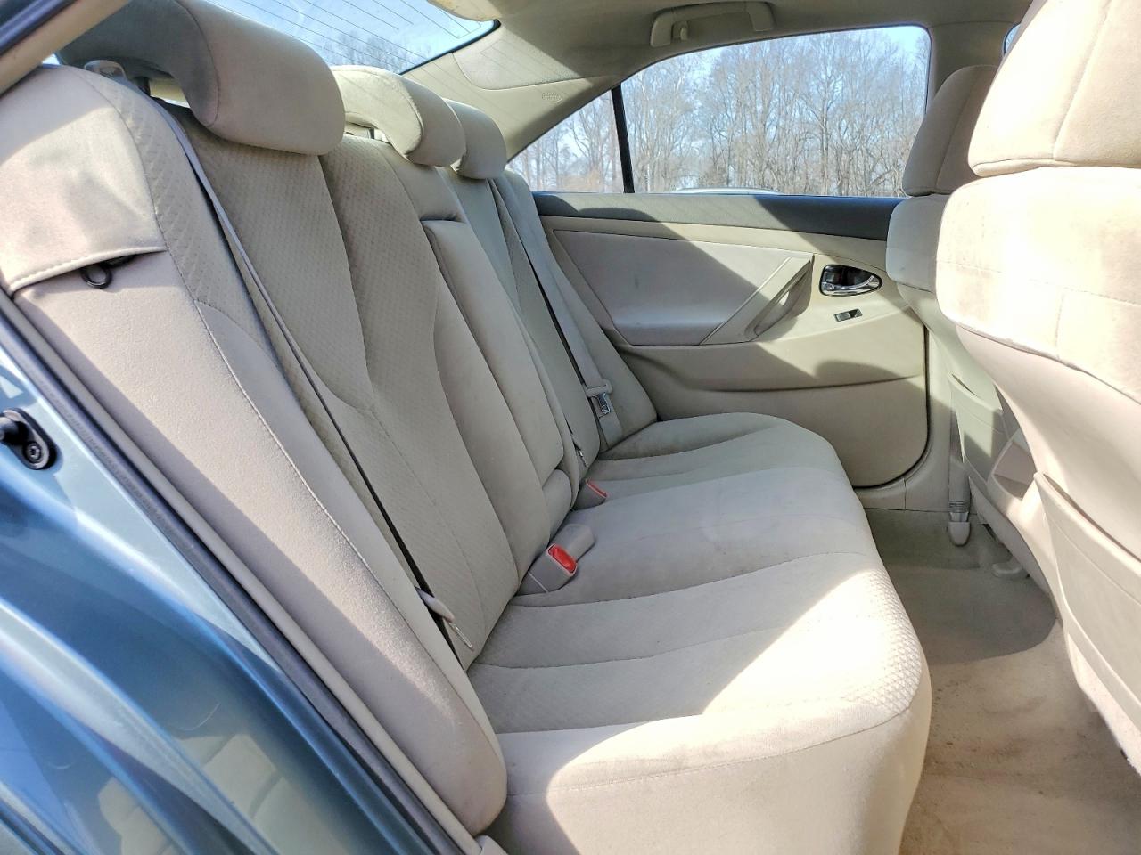 2008 TOYOTA CAMRY photo 19