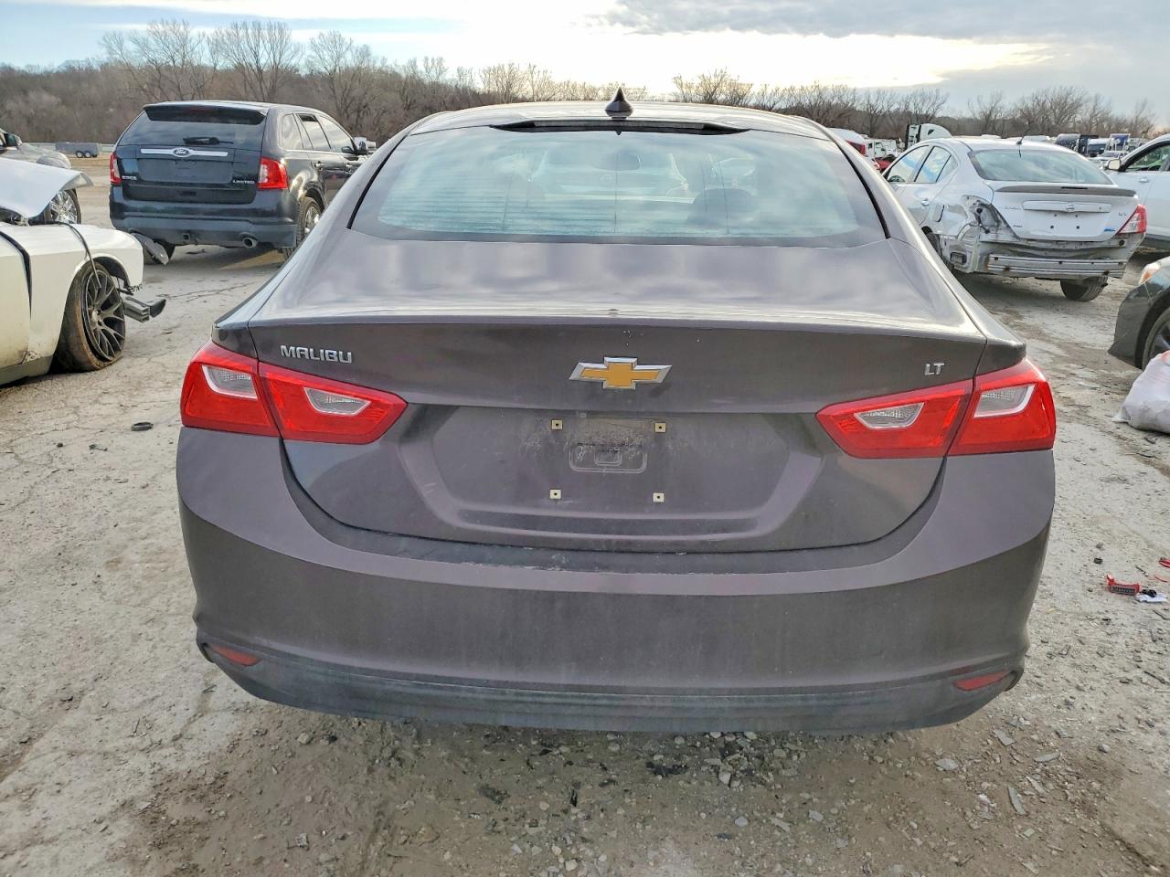 2016 CHEVROLET MALIBU LT photo 11