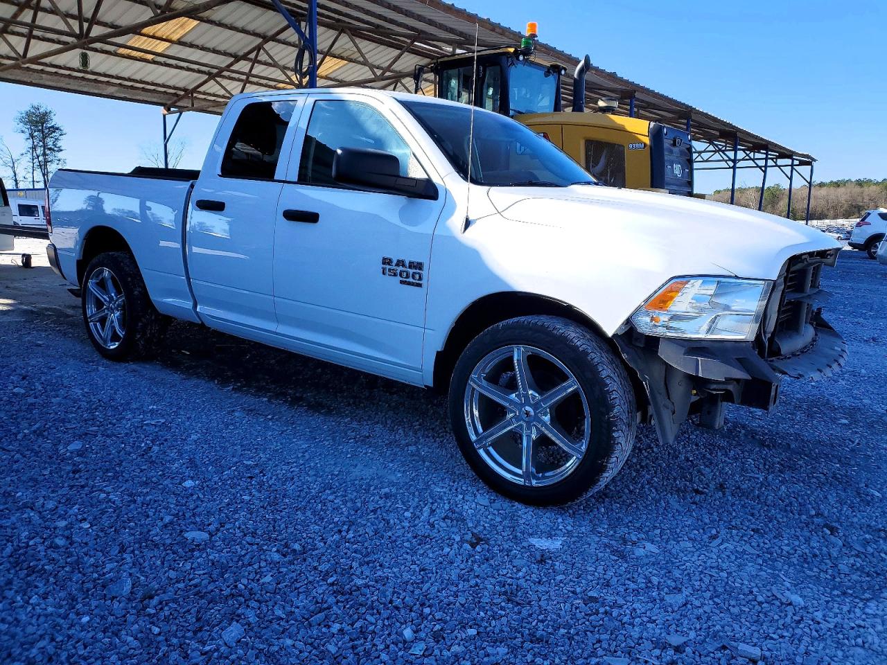 2019 RAM 1500 CLASSIC TRADESMAN photo 4
