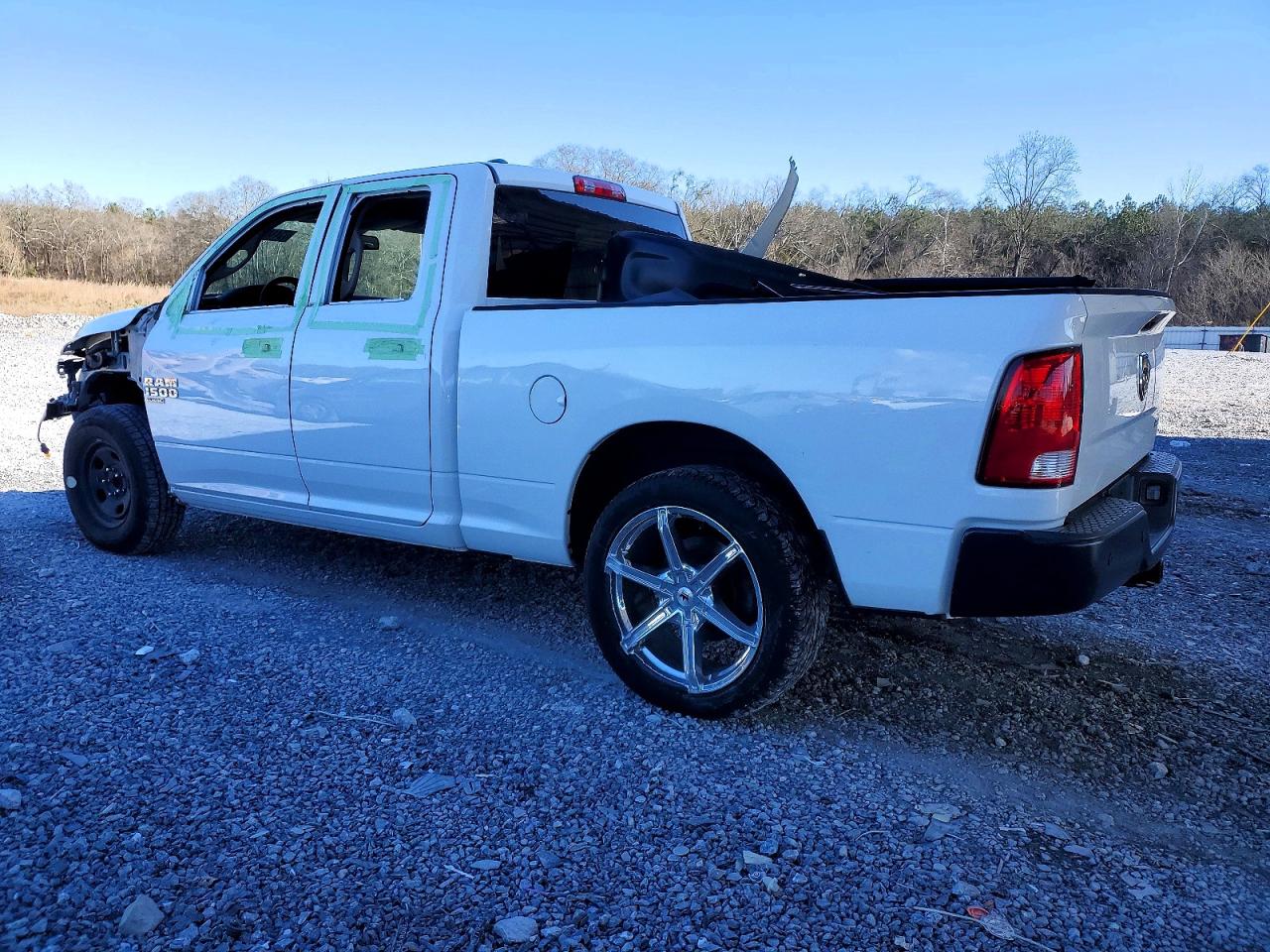 2019 RAM 1500 CLASSIC TRADESMAN photo 2