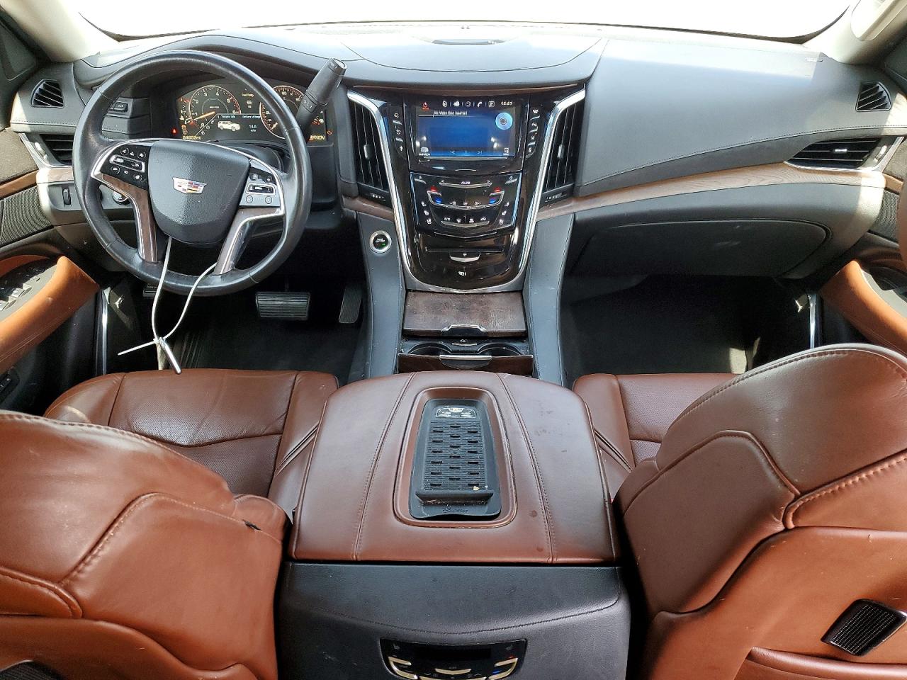 2015 CADILLAC ESCALADE LUXURY photo 16