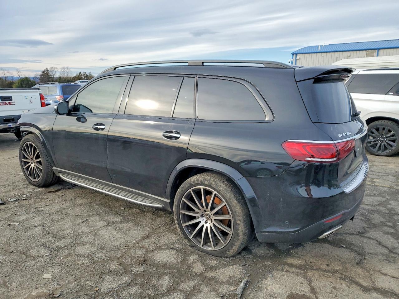2023 MERCEDES-BENZ GLS 580 4MATIC photo 2