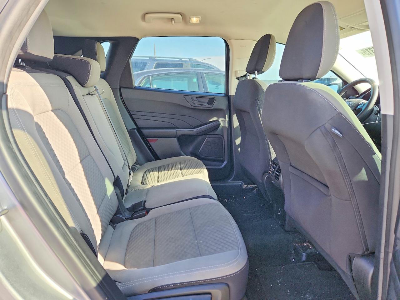 2022 FORD ESCAPE SE photo 28