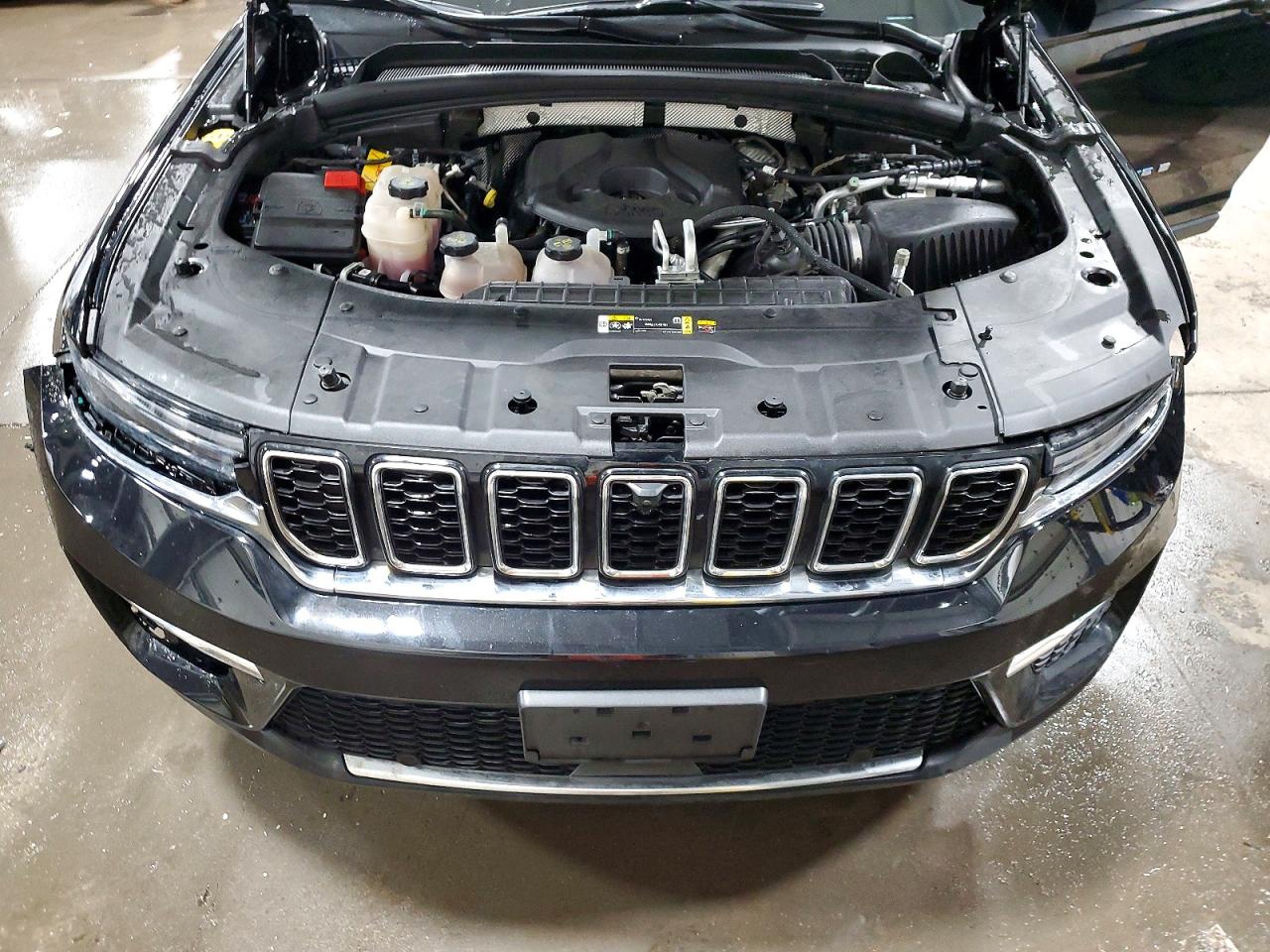 2024 JEEP GRAND CHEROKEE LIMITED 4XE photo 34