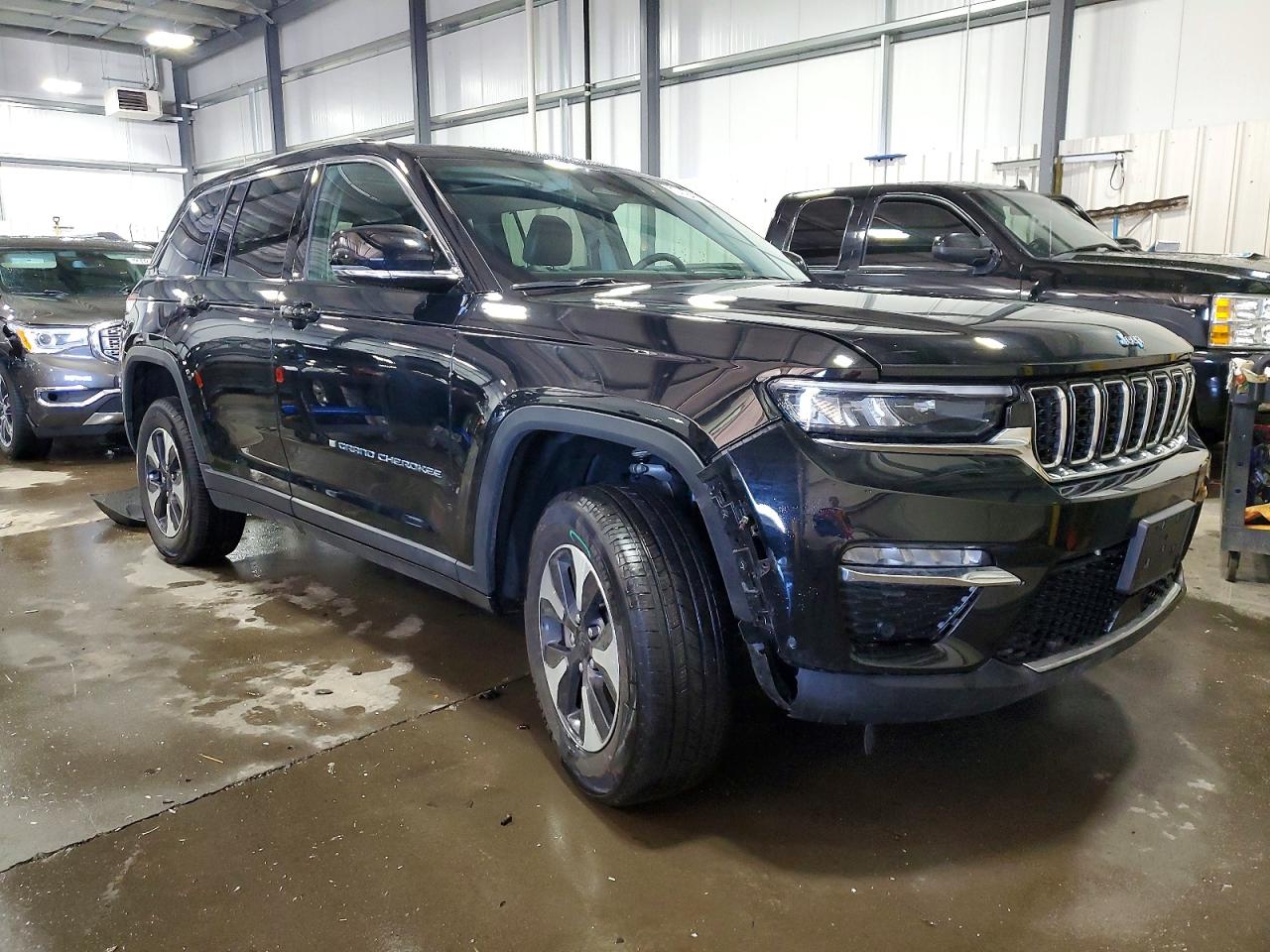 2024 JEEP GRAND CHEROKEE LIMITED 4XE photo 10