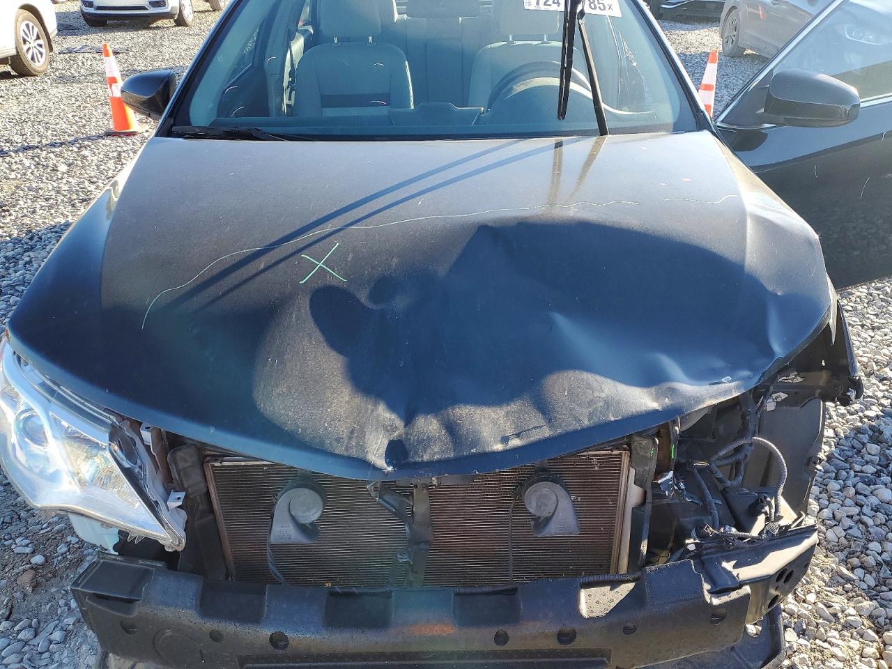 2014 TOYOTA CAMRY L photo 11