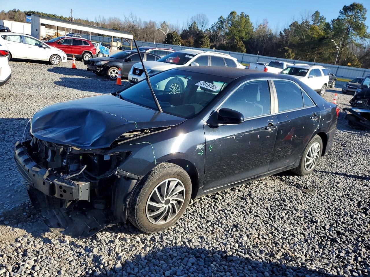 2014 TOYOTA CAMRY