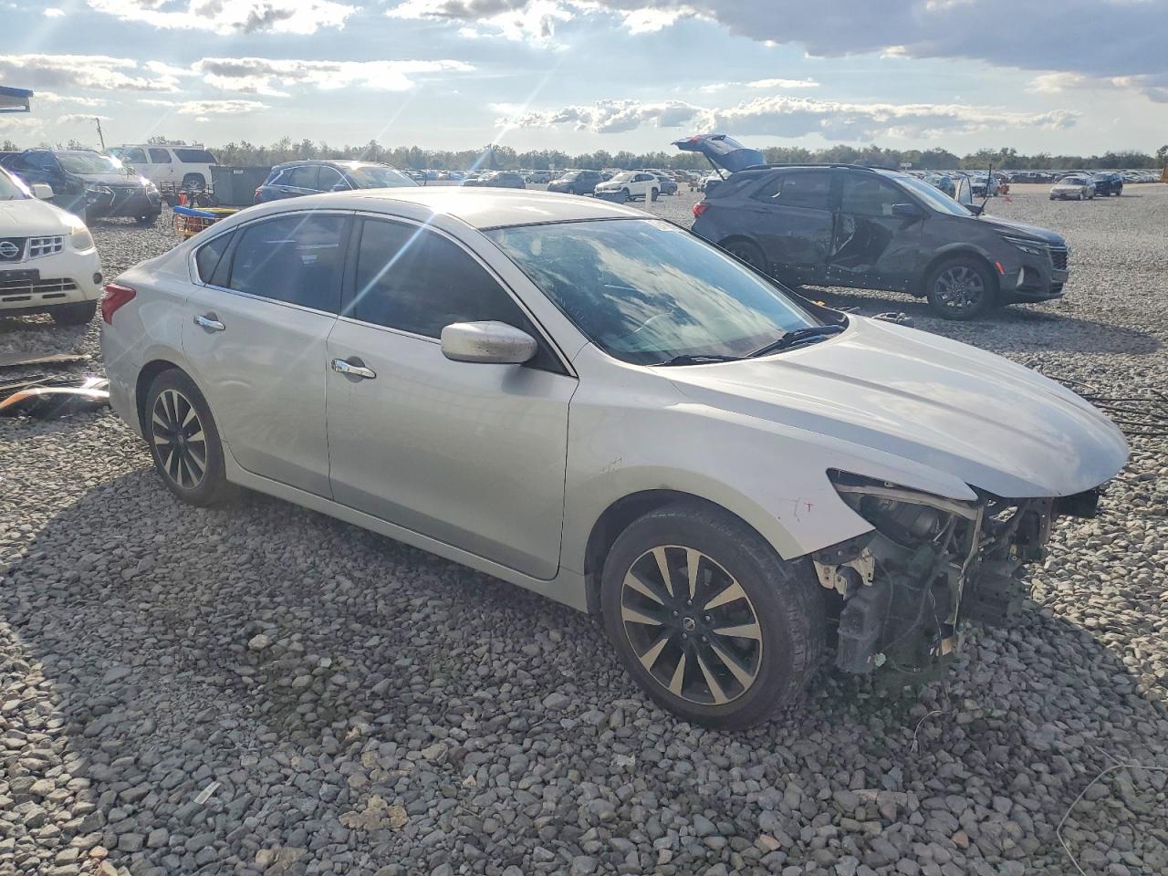 2018 NISSAN ALTIMA 2.5 SV photo 4