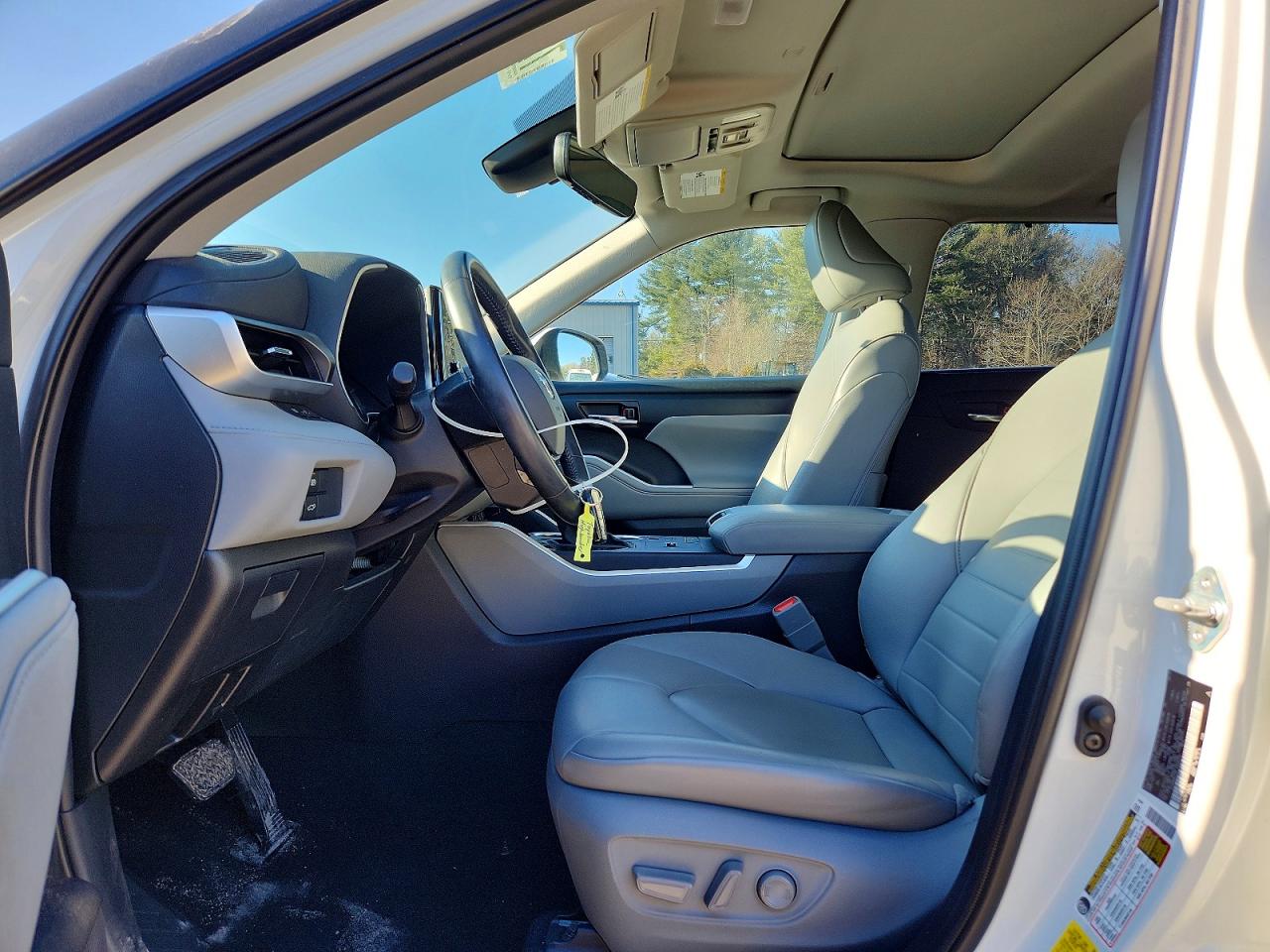 2020 TOYOTA HIGHLANDER BASE photo 7