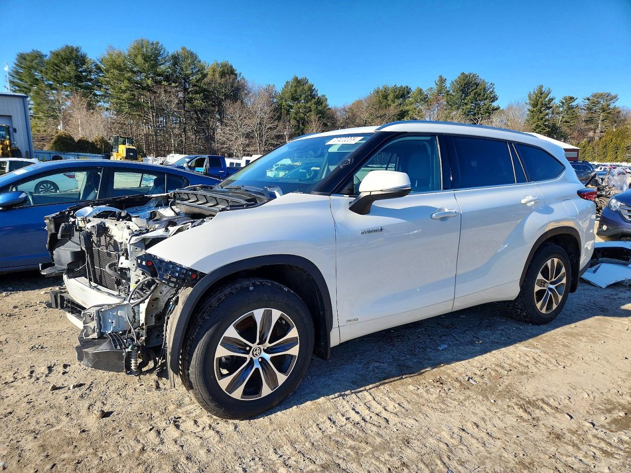 2020 TOYOTA HIGHLANDER