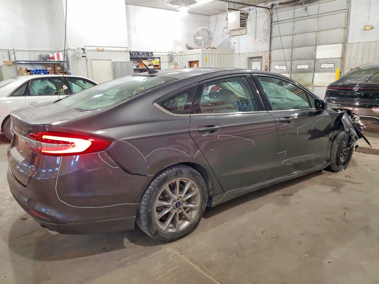 2017 FORD FUSION SE photo 5