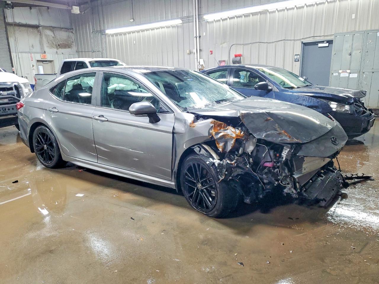 2025 TOYOTA CAMRY SE photo 7