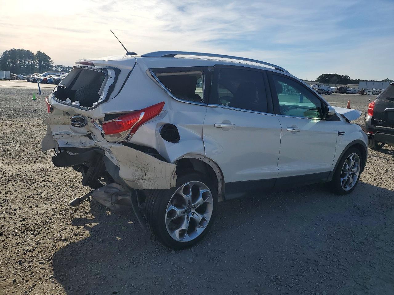 2014 FORD ESCAPE TITANIUM photo 5