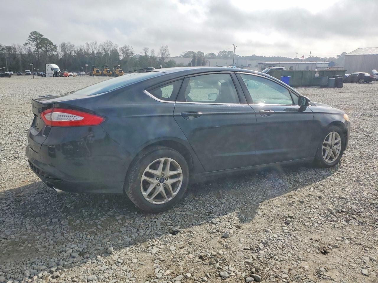 2014 FORD FUSION SE photo 5