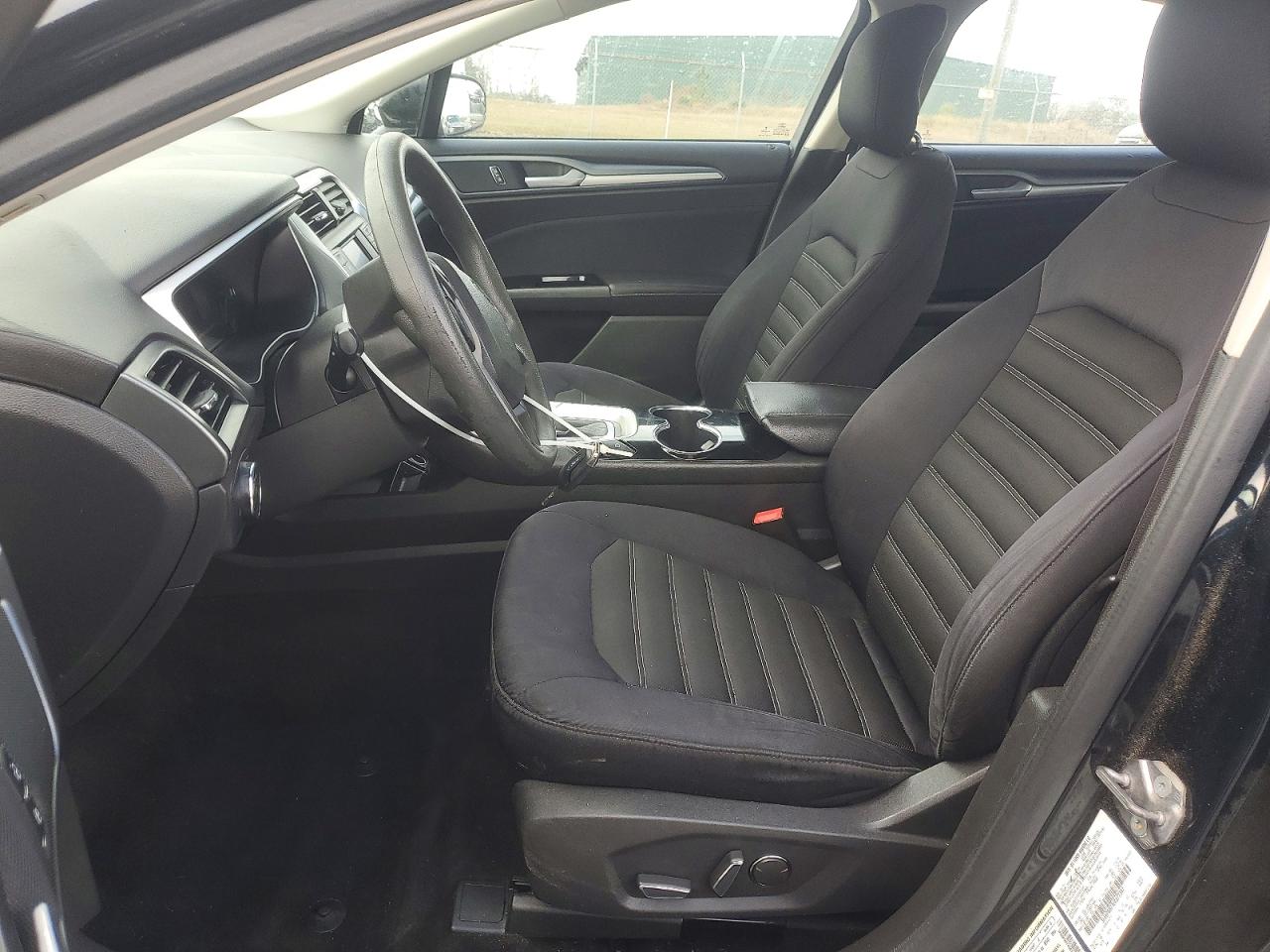 2014 FORD FUSION SE photo 13