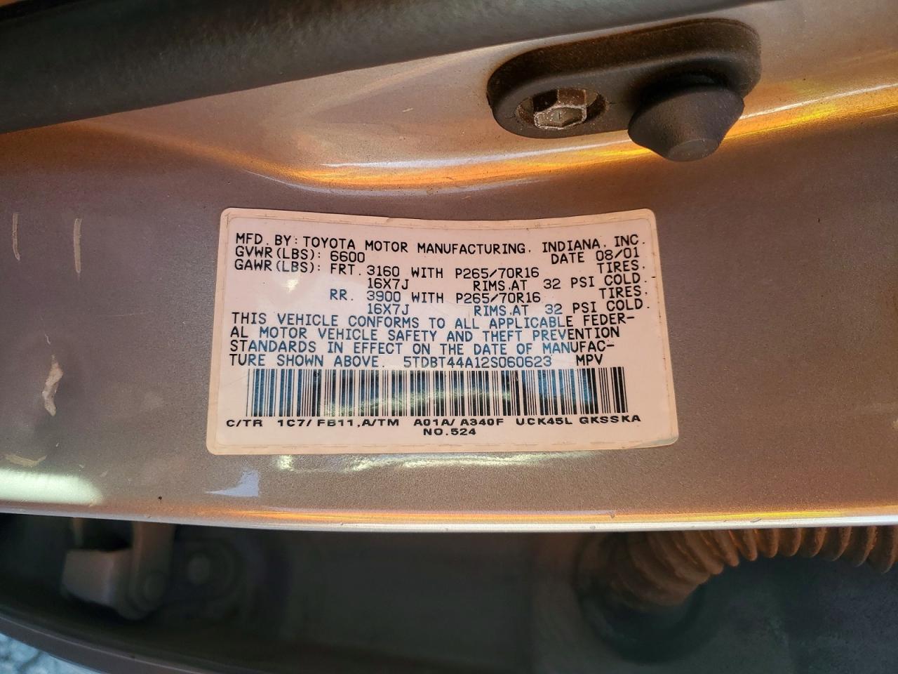2002 TOYOTA SEQUOIA photo 25